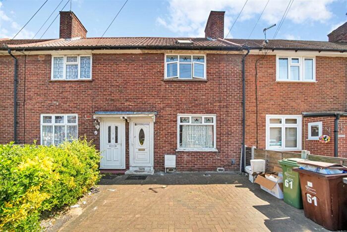 3 Bedroom Terraced House For Sale In Aylmer Road, Dagenham, RM8