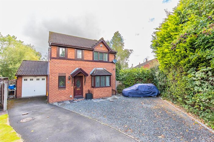 4 Bedroom Detached House For Sale In Slater Lane, Leyland, PR25