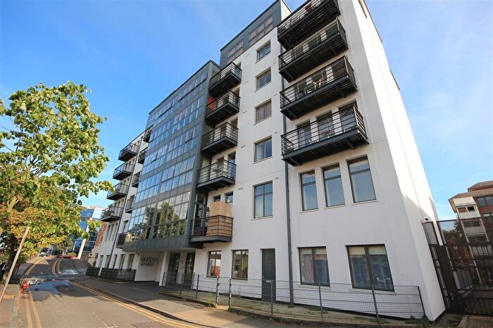 2 Bedroom Apartment To Rent In Queens Wharf, Queen's Road, Reading, Berkshire, RG1