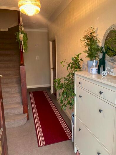 4 Bedroom Terraced House To Rent In Fishponds Road, London, SW17