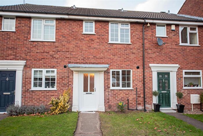 2 Bedroom Town House For Sale In Crookdole Lane, Calverton, Nottingham, NG14