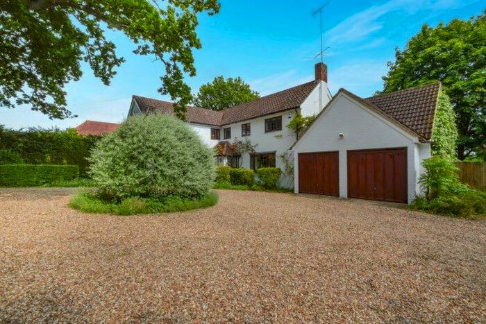 6 Bedroom Detached House To Rent In Longwater Lane Finchampstead, Wokingham, RG40