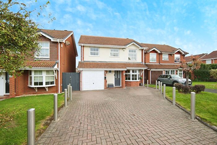 4 Bedroom Detached House For Sale In Stoneton Crescent, Balsall Common, Coventry, CV7