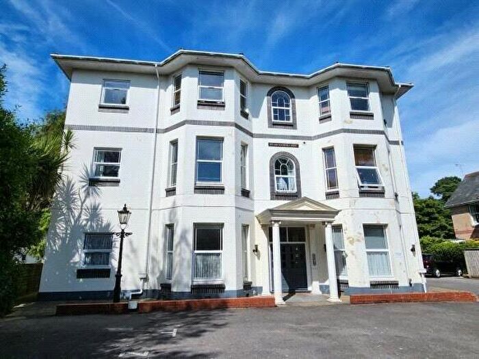 Studio For Sale In Lansdowne Road, Bournemouth, Dorset, BH1