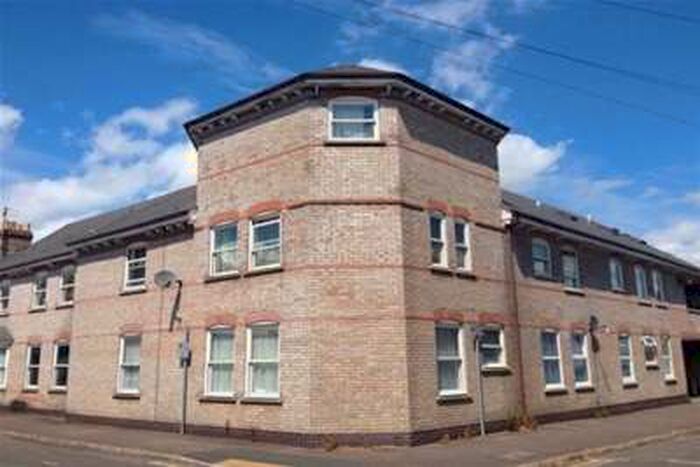 2 Bedroom Flat To Rent In Gyffarde Court, Taunton, TA1