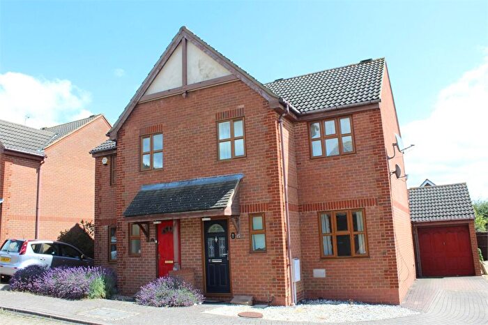 3 Bedroom Semi Detached House To Rent In Howe Rock Place, Tattenhoe, MK4