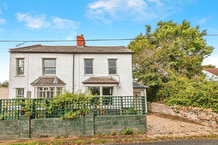 3 Bedroom Semi-detached House For Sale In Atlantic Villas, Watchet, TA23