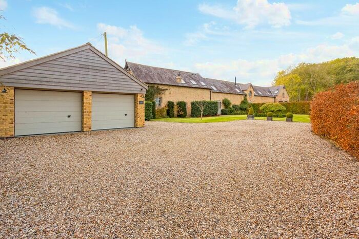 3 Bedroom Barn Conversion To Rent In Red Lion Court, Warwick Road, Kineton, Warwick, CV35