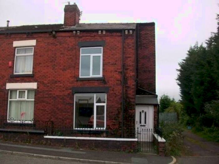 3 Bedroom Terraced House To Rent In Holly Street, Bolton, BL1