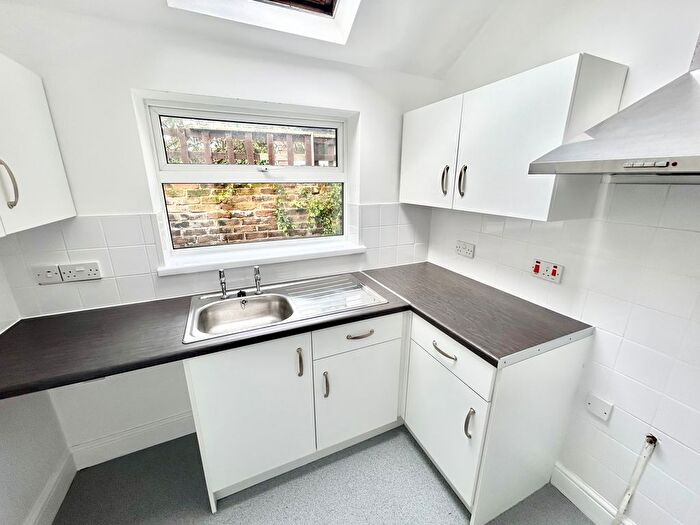 2 Bedroom Bungalow To Rent In Goldsmith Avenue, Southsea, PO4