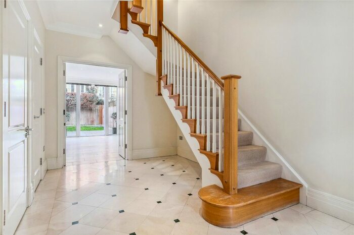 5 Bedroom Terraced House To Rent In Kelsall Mews, Richmond, Surrey, TW9