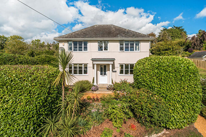 4 Bedroom Detached House For Sale In New Road, Yealmpton, PL8