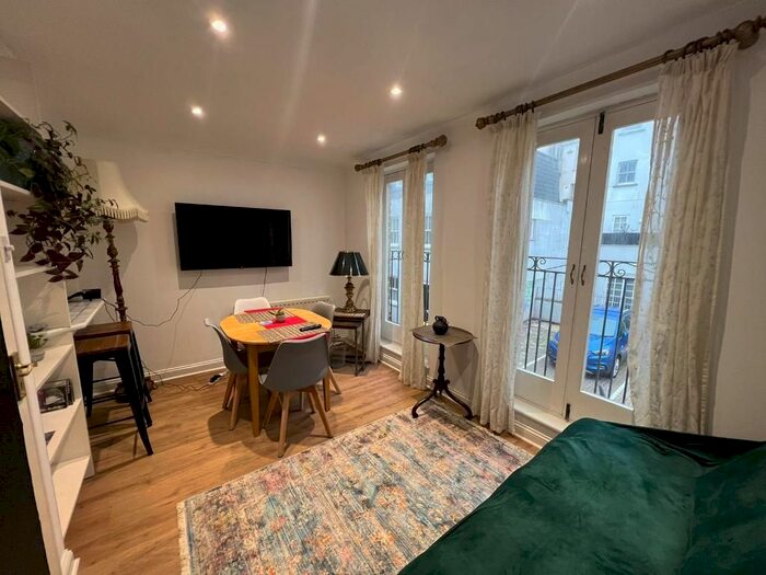 3 Bedroom Terraced House To Rent In Dolphin Mews, Brighton, BN2