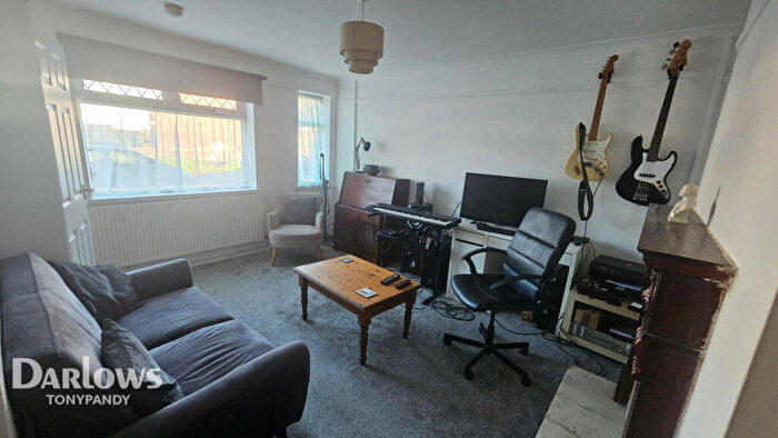 3 Bedroom Terraced House For Sale In William Street, Treherbert, Treorchy, CF42