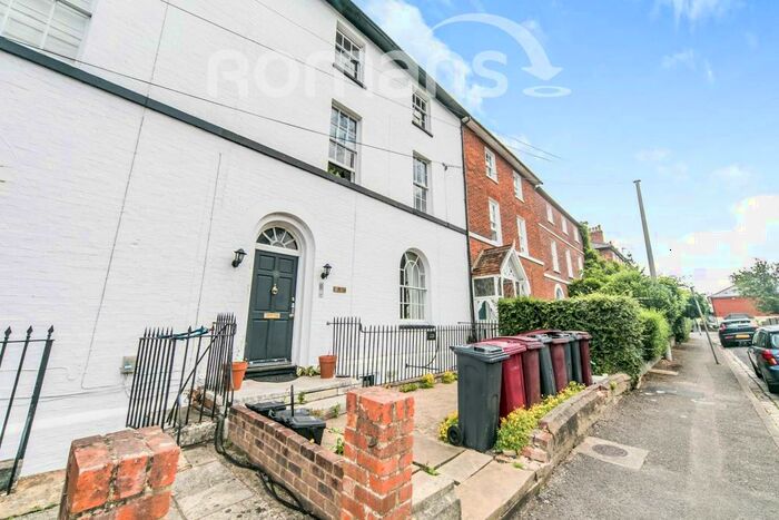 2 Bedroom Apartment To Rent In Coley Hill, RG1