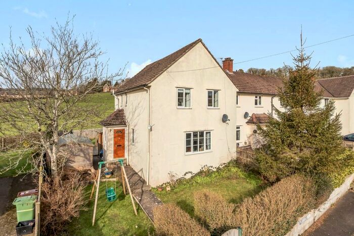 3 Bedroom Semi-Detached House For Sale In Southview, Wells, BA5