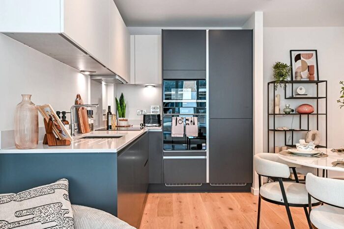 2 Bedroom Flat For Sale In Verdica, Camden, NW1