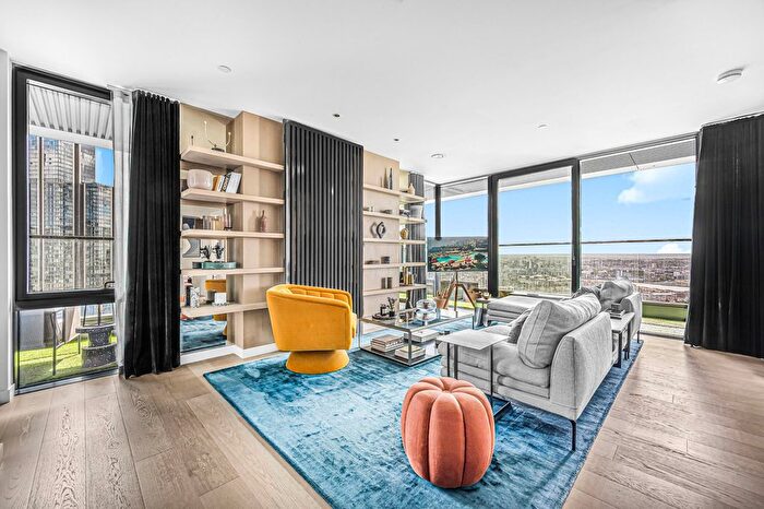 2 Bedroom Flat For Sale In Bagshaw Building, Wards Place, E14