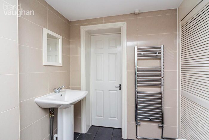 1 Bedroom Flat To Rent In Norfolk Square, Brighton, East Sussex, BN1
