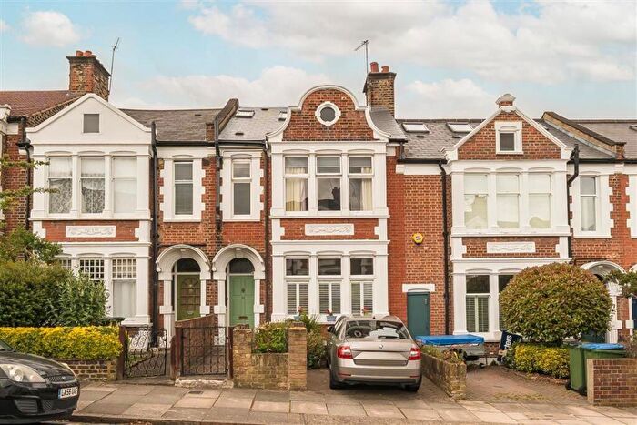 4 Bedroom House For Sale In Mayhill Road, Charlton, SE7