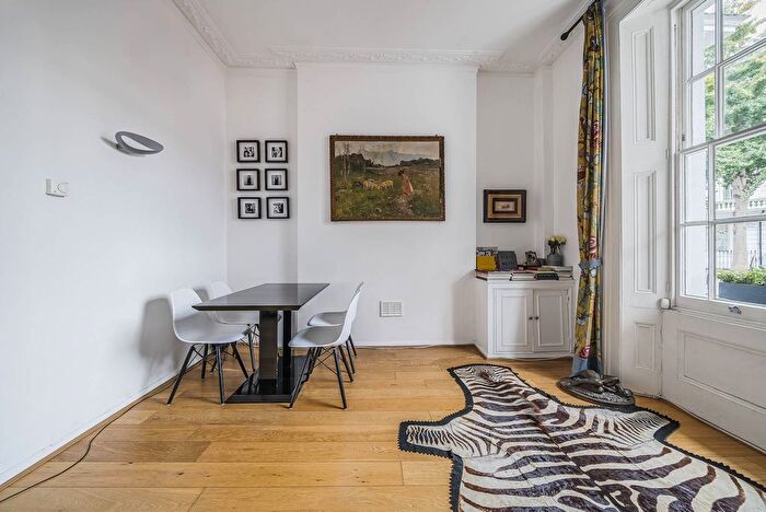 1 Bedroom Flat For Sale In Charlwood Street, Pimlico, London, SW1V