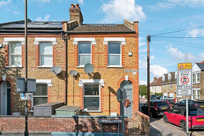 4 Bedroom End Of Terrace House For Sale In Milton Road, Wimbledon, SW19