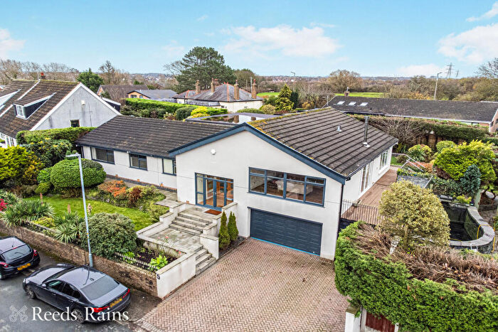 6 Bedroom Detached House For Sale In Robins Lane, Poulton-le-Fylde, Lancashire, FY6