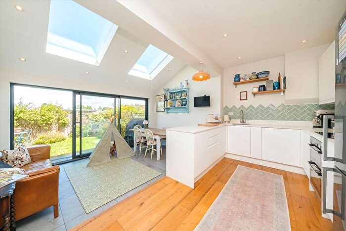 2 Bedroom Property For Sale In Parkstead Road, Putney, SW15