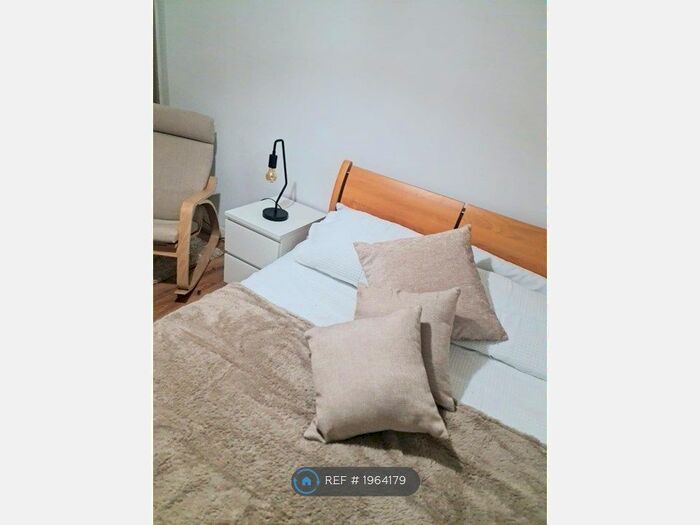 1 Bedroom Flat To Rent In Lumsden Street, Glasgow, G3