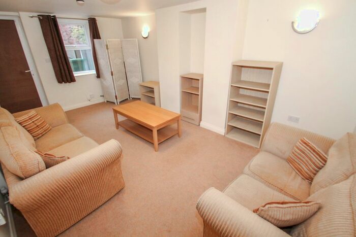 2 Bedroom Terraced House To Rent In All Bills Included, Claremont Road, Headingley, LS6