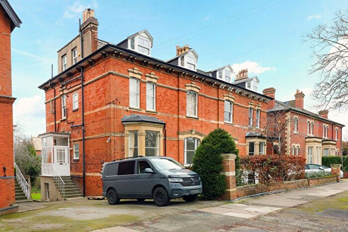 1 Bedroom Flat For Sale In Christchurch Road, Cheltenham, GL50