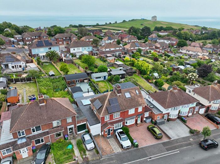 3 Bedroom Semi Detached House For Sale In Warren Way, Folkestone, Kent, CT19