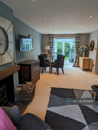 2 Bedroom Semi-Detached House To Rent In West Berkshire, Reading, RG8