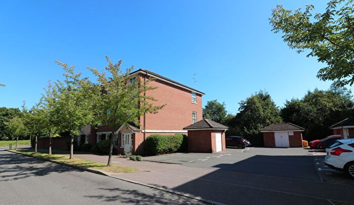 2 Bedroom Flat To Rent In Merrifield Court, Welwyn Garden City, AL7