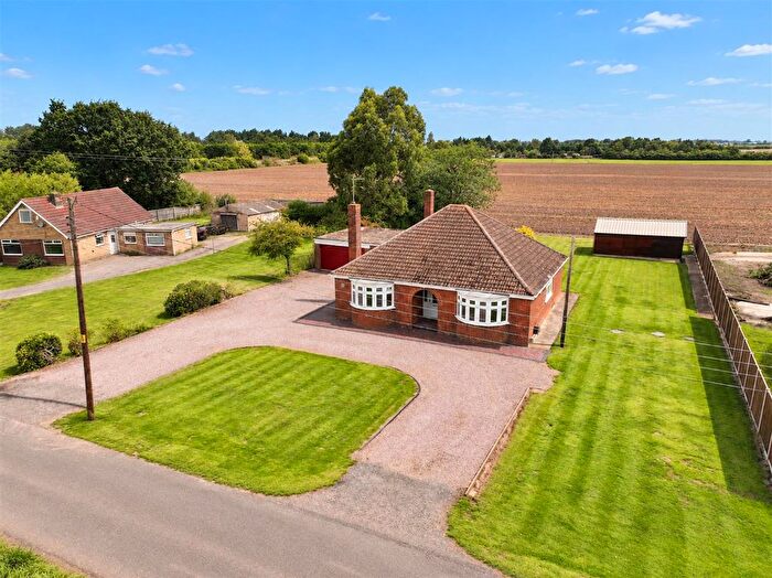 3 Bedroom Detached Bungalow For Sale In Clay Drove, West Pinchbeck, Spalding, PE11