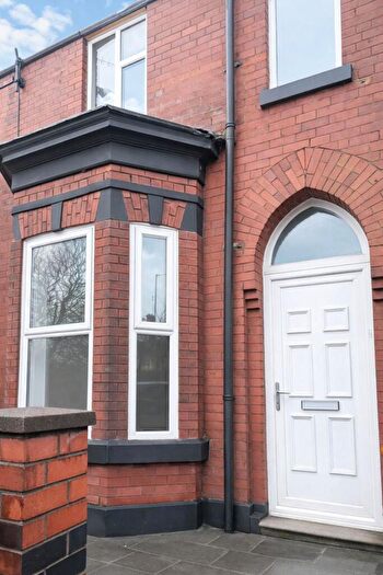 4 Bedroom Terraced House To Rent In Park Road, Bolton, Fully Furnished, BL1