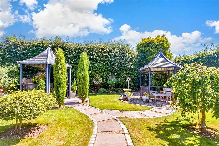 4 Bedroom Detached House For Sale In Pear Tree Lane, Loose, Maidstone, Kent, ME15