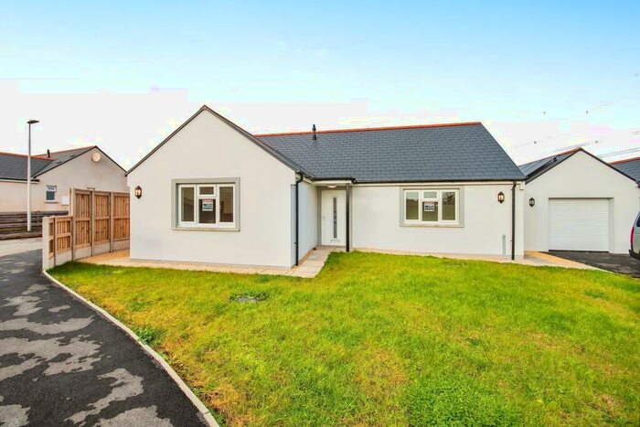 3 Bedroom Bungalow For Sale In Bowett Close, Hundleton, Pembroke, Pembrokeshire, SA71