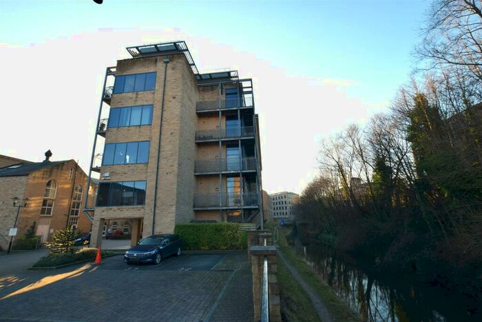 1 Bedroom Apartment To Rent In The Melting Point, Firth Street, Huddersfield, HD1