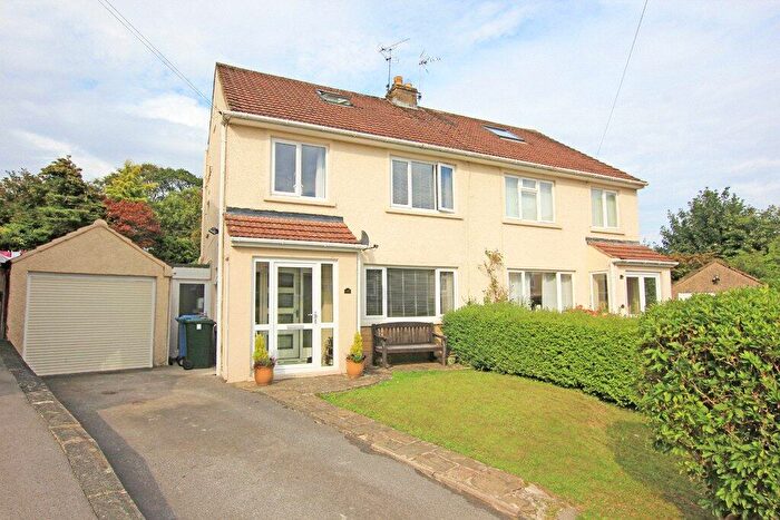 4 Bedroom Semi Detached House For Sale In Raikeswood Drive, Skipton, BD23