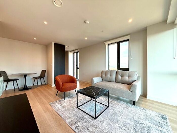 1 Bedroom Apartment To Rent In Waterhouse Gardens Dutton Street, M3