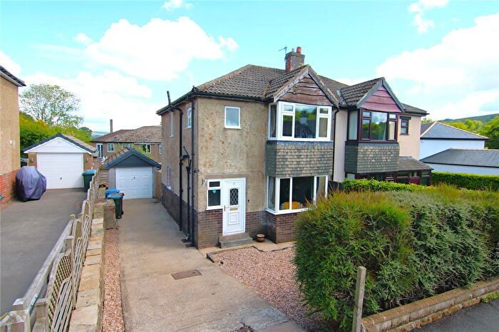 3 Bedroom Semi-Detached House For Sale In Old Hall Road, Glusburn, BD20