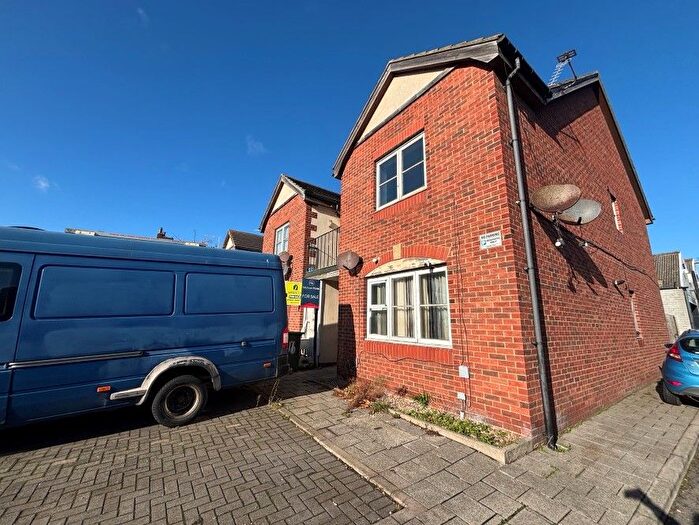 3 Bedroom Maisonette For Sale In Regency Mews, Redcar, North Yorkshire, TS10