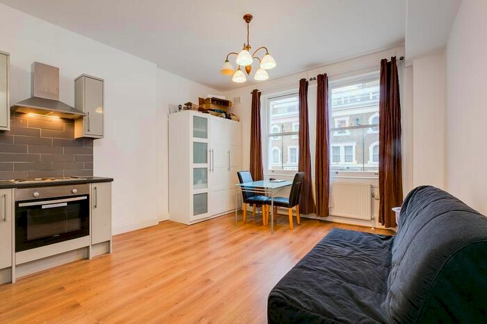 Studio To Rent In Nevern Place, London, SW5