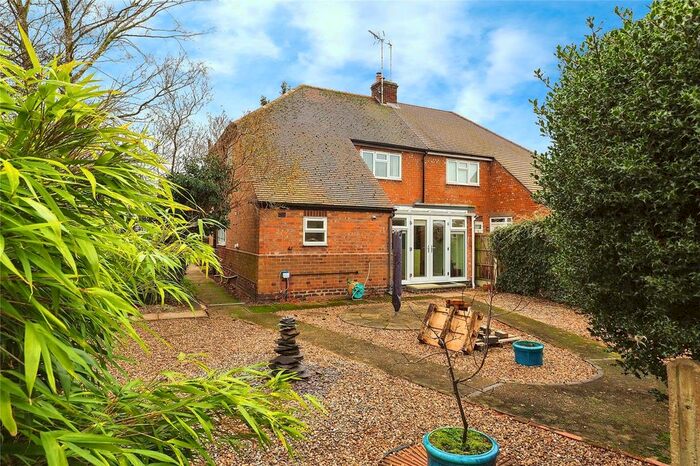 3 Bedroom Semi-Detached House For Sale In Rectory Place, Barton-In-Fabis, Nottingham, Nottinghamshire, NG11