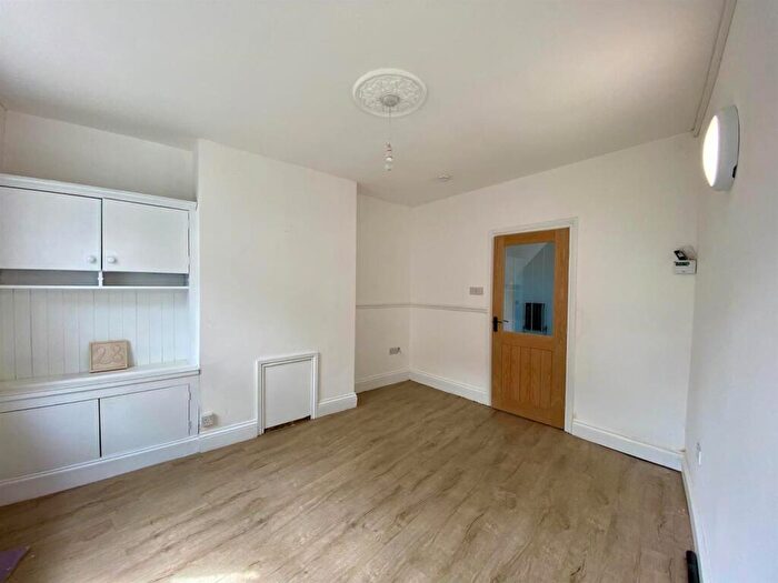 3 Bedroom End Of Terrace House To Rent In Victoria Street, Lincoln, LN1