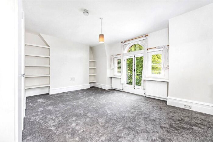 4 Bedroom Flat To Rent In Finchley Road, Hampstead, NW3