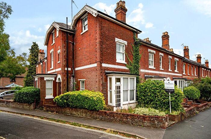 1 Bedroom Flat For Sale In Worthy Lane, Winchester, Hampshire, SO23