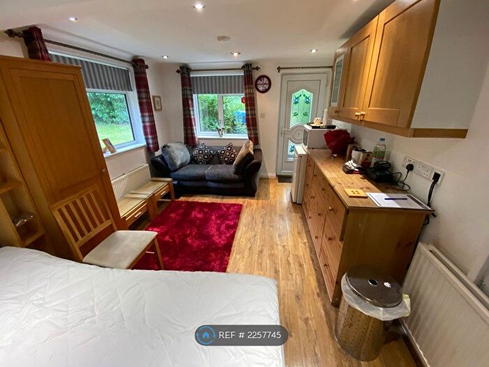 1 Bedroom Semi-Detached House To Rent In Milman Close, Bracknell, RG12