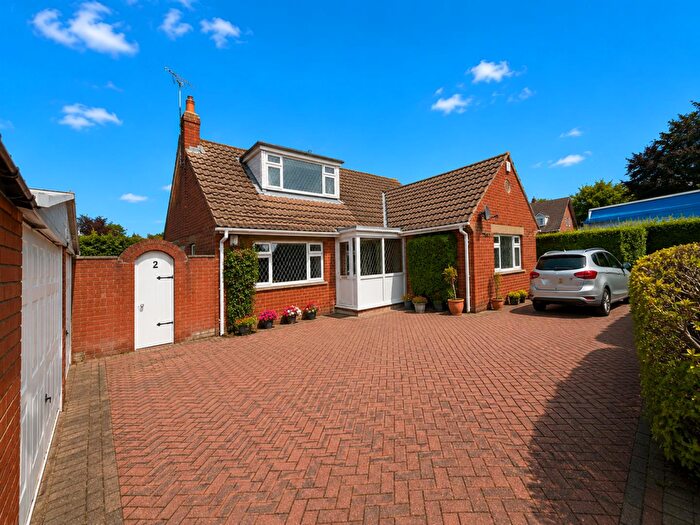 4 Bedroom Detached Bungalow For Sale In Greenacre Park, Hornsea, HU18